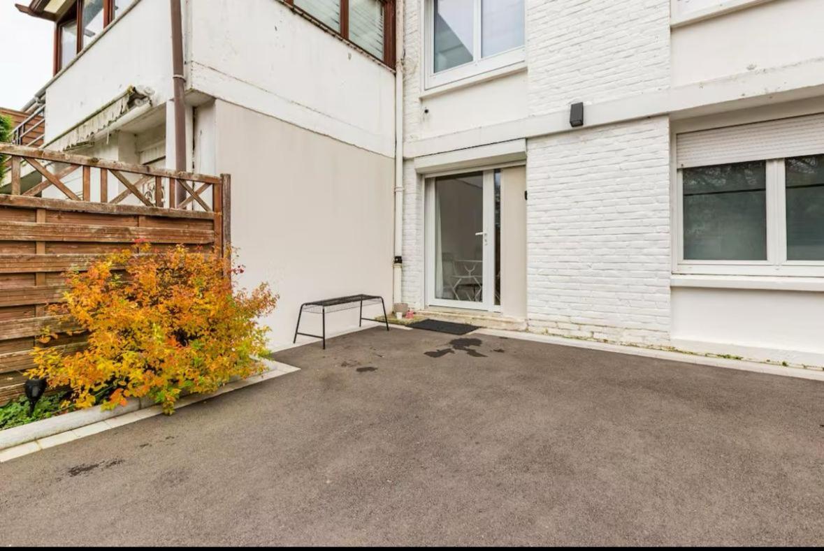 Escapade Pres De Lille - Appartement Charmant Avec Terrasse Et Parking Privee モン＝ザン＝バルール エクステリア 写真