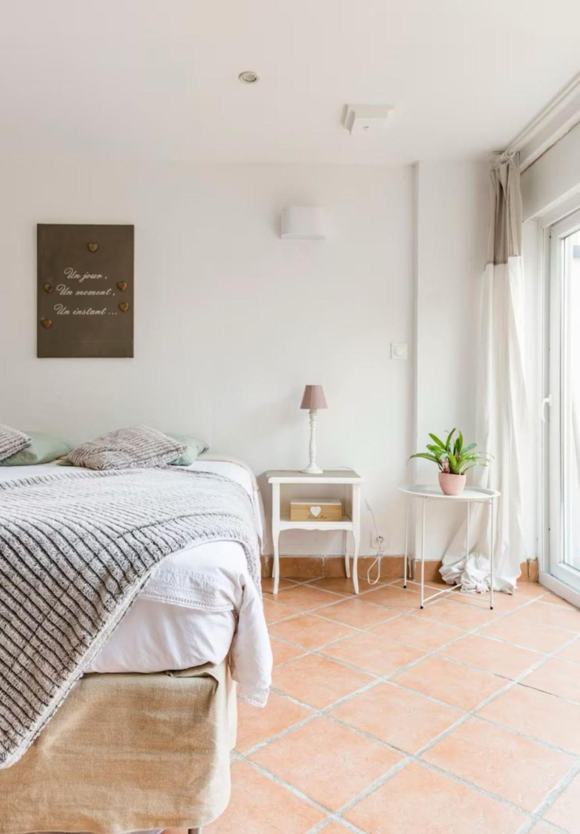 Escapade Pres De Lille - Appartement Charmant Avec Terrasse Et Parking Privee モン＝ザン＝バルール エクステリア 写真