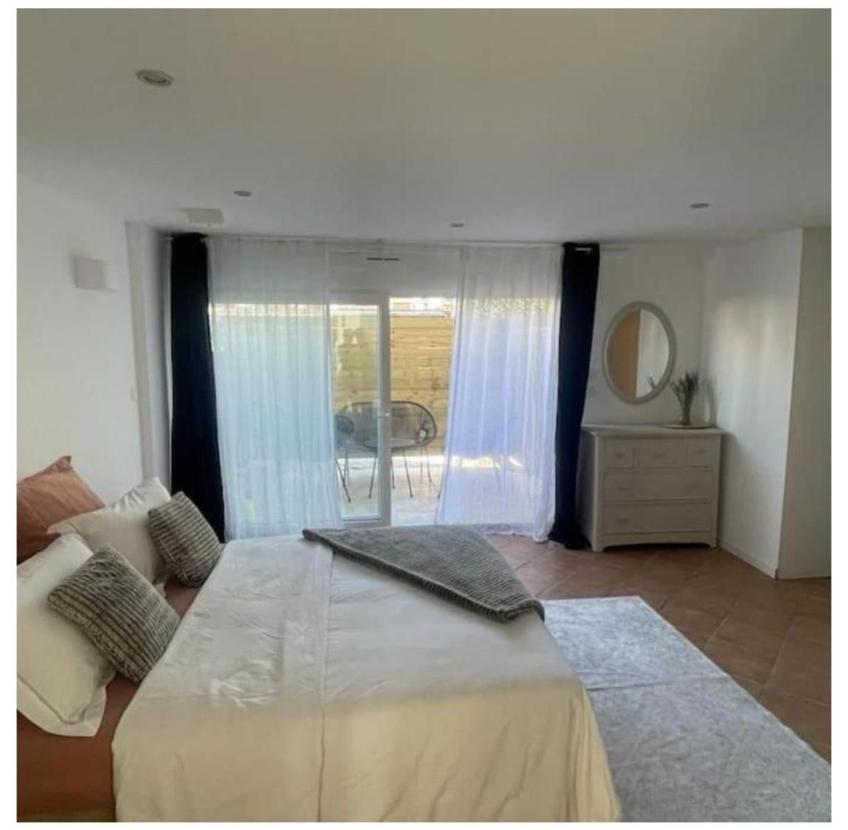 Escapade Pres De Lille - Appartement Charmant Avec Terrasse Et Parking Privee モン＝ザン＝バルール エクステリア 写真