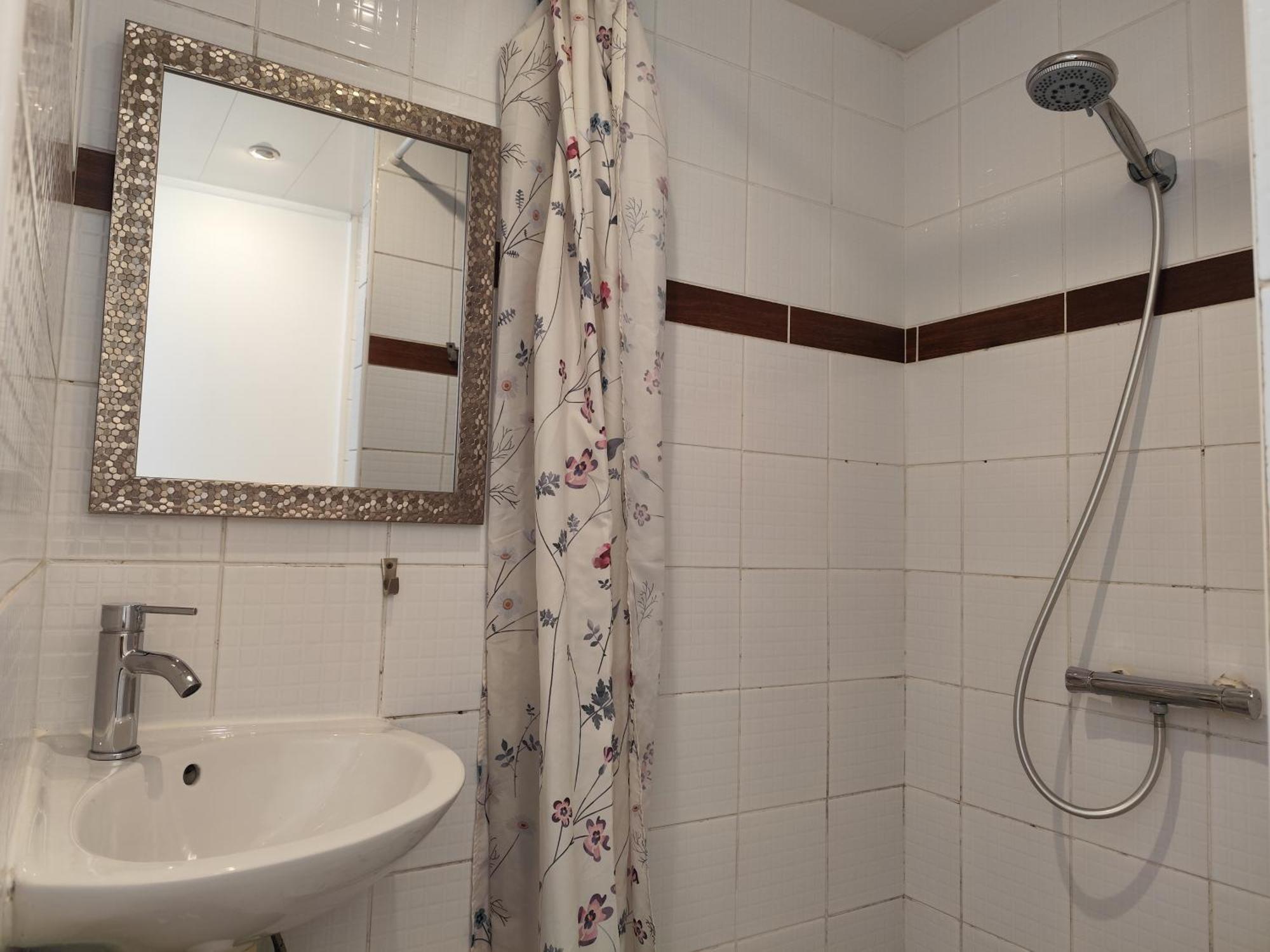 Escapade Pres De Lille - Appartement Charmant Avec Terrasse Et Parking Privee モン＝ザン＝バルール エクステリア 写真
